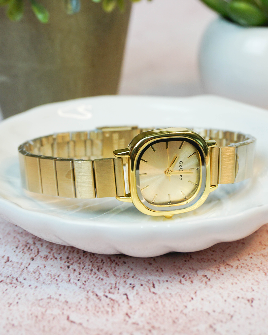 Reloj vintage dorado