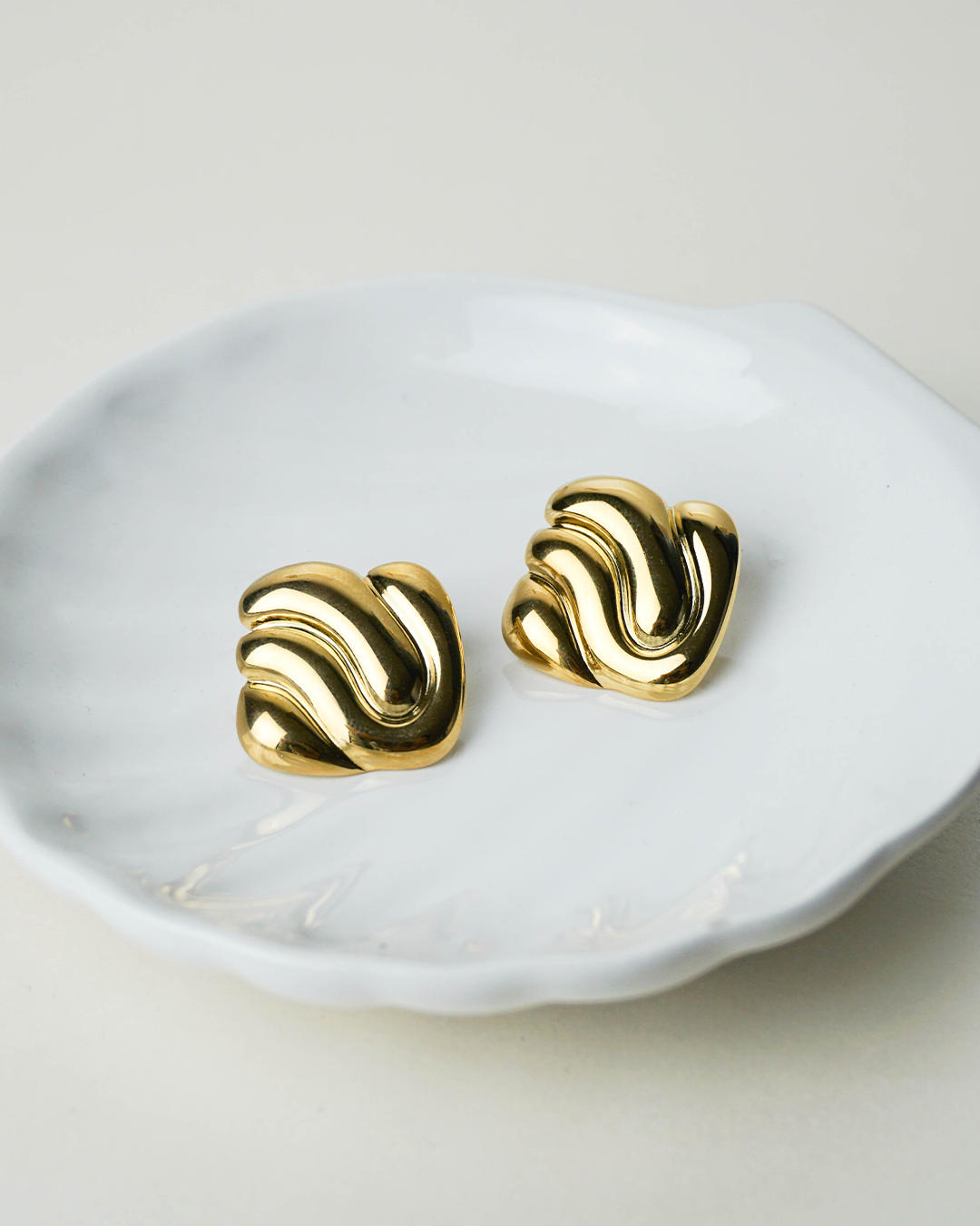 Aretes Mía Dorados