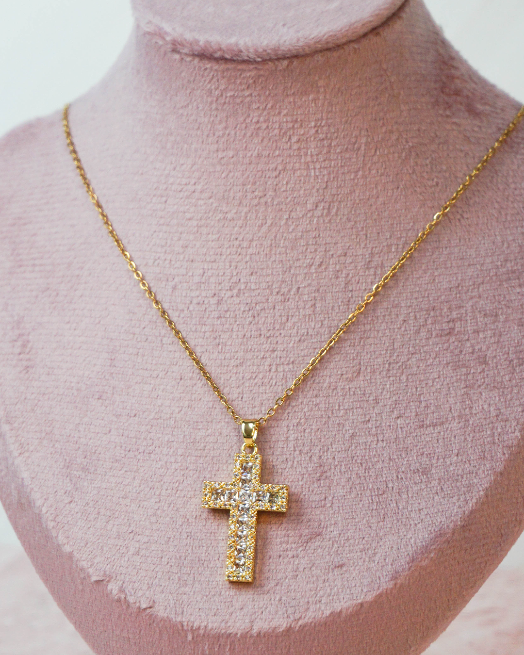 Collar cruz circonia
