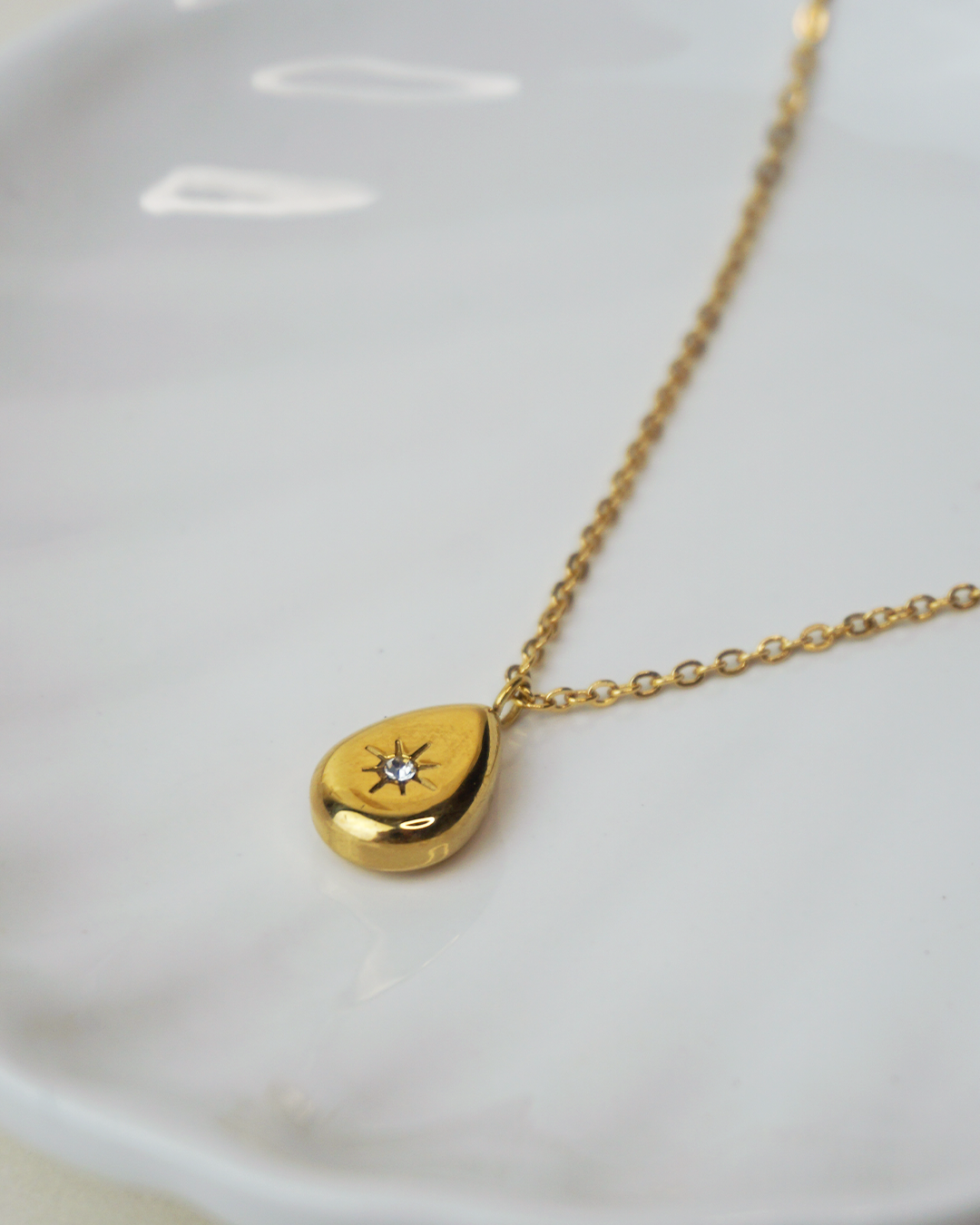 Collar Kendra