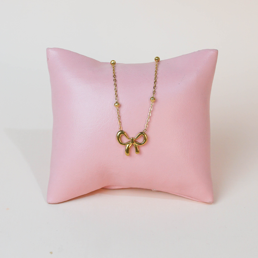 Collar Caroline