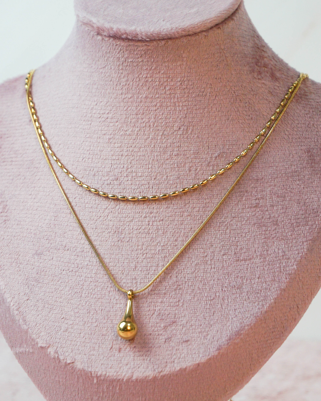 Collar gota dorado