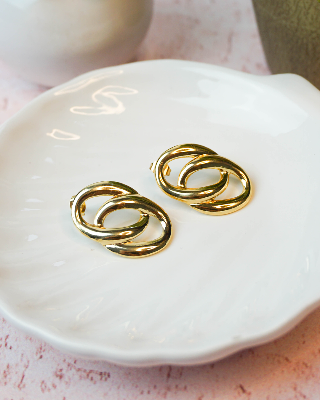 Aretes cadena dorada