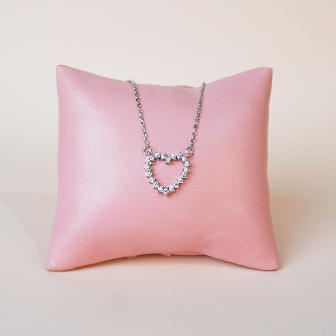 Collar corazón contorno