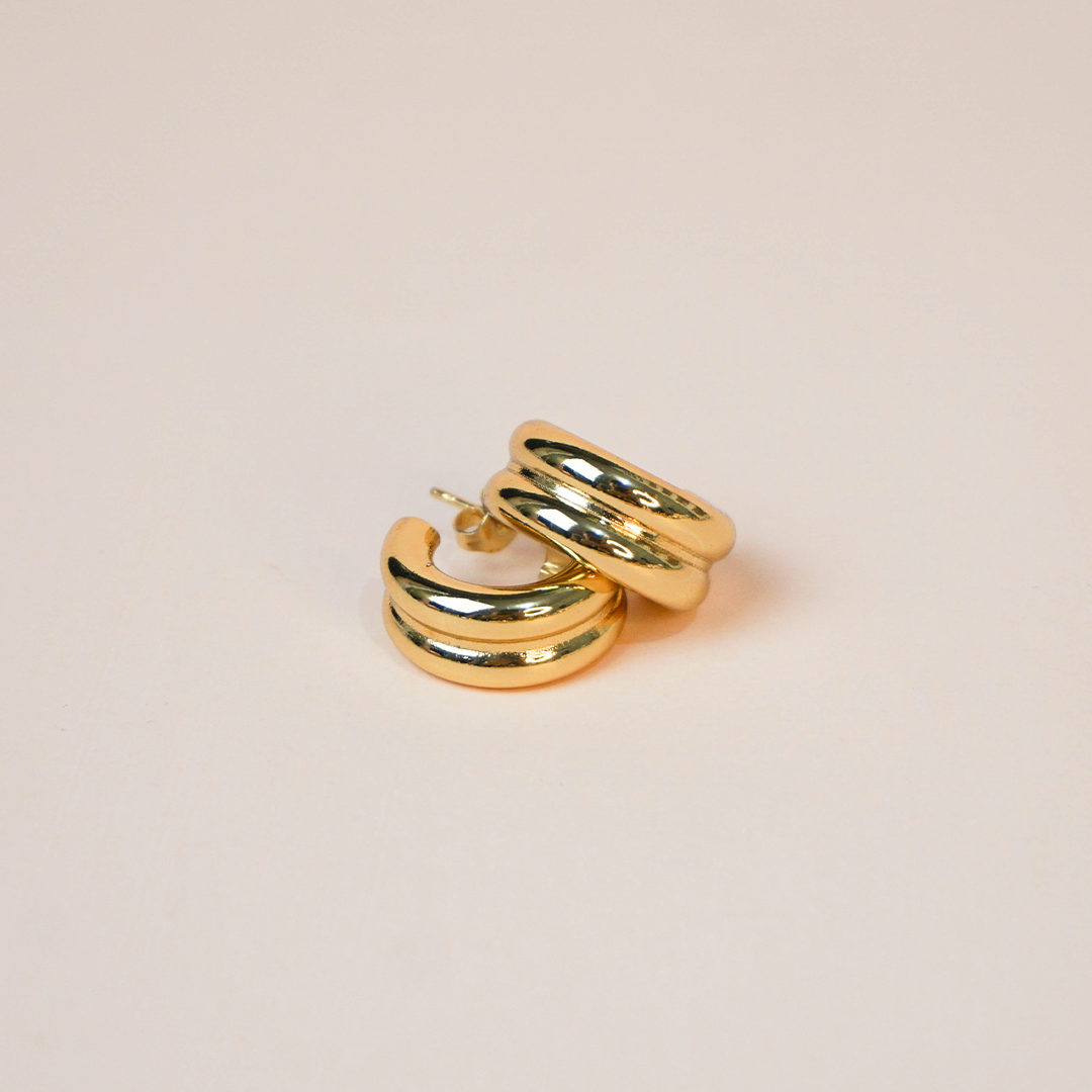 Aretes Demi dorados