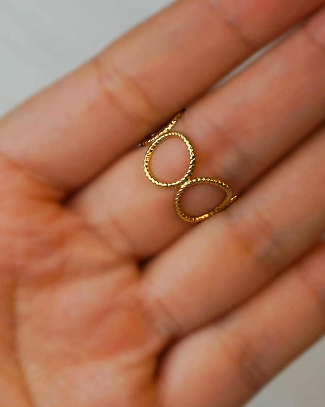 Anillo Isabel