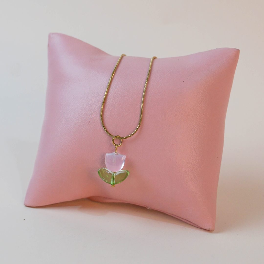Collar flor rosa palo