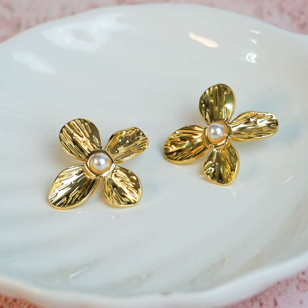 Aretes flor 4 petalos