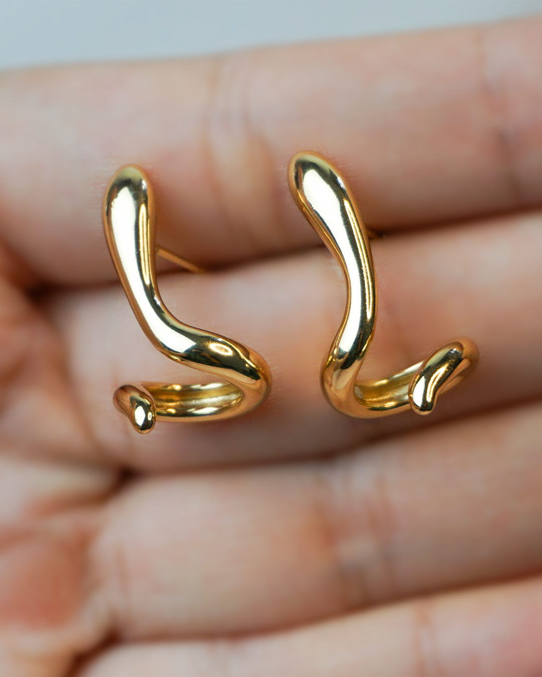 Aretes Dione