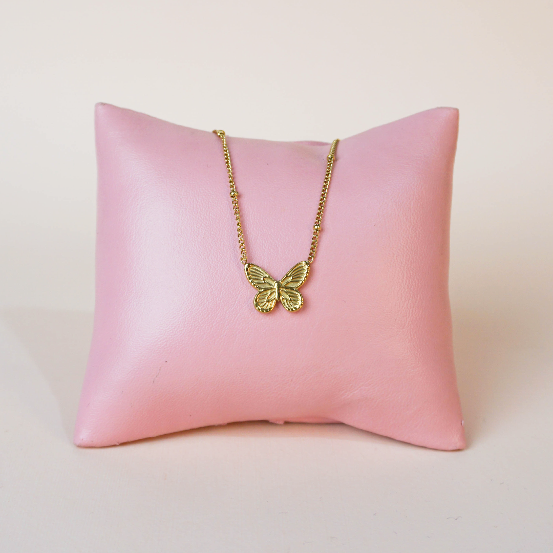 Collar Mariposa dorada