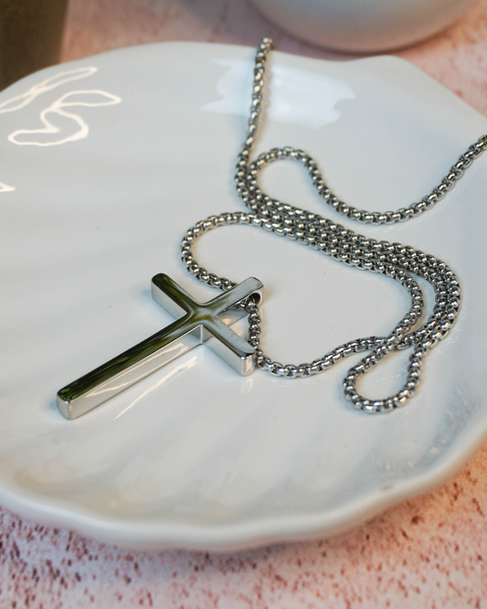 Collar Cruz plateada