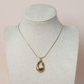 Collar hueco