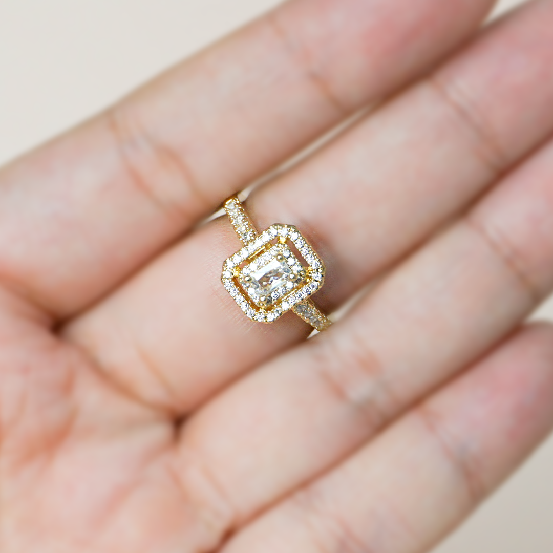 Anillo circonias
