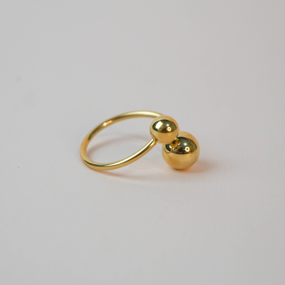 Anillo bolitas
