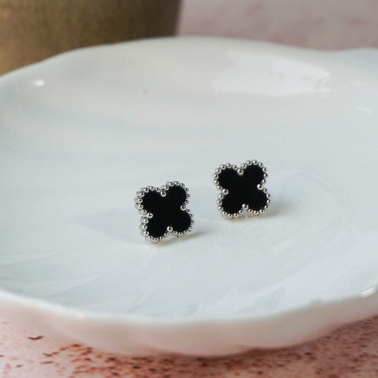 Aretes Dafne plata y negro