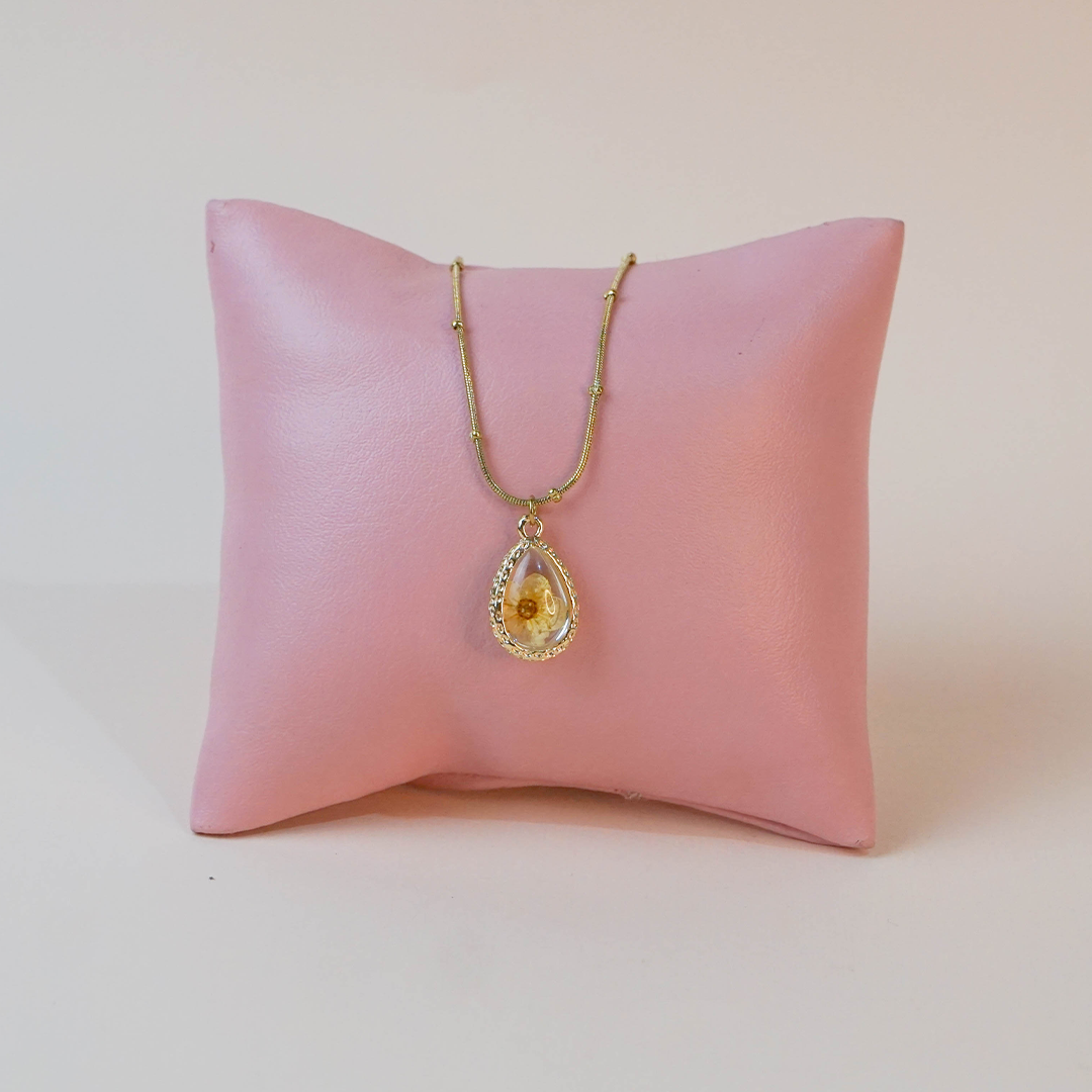 Collar flor encapsulada amarilla