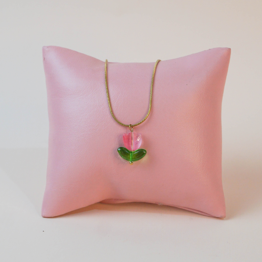 Collar flor rosa