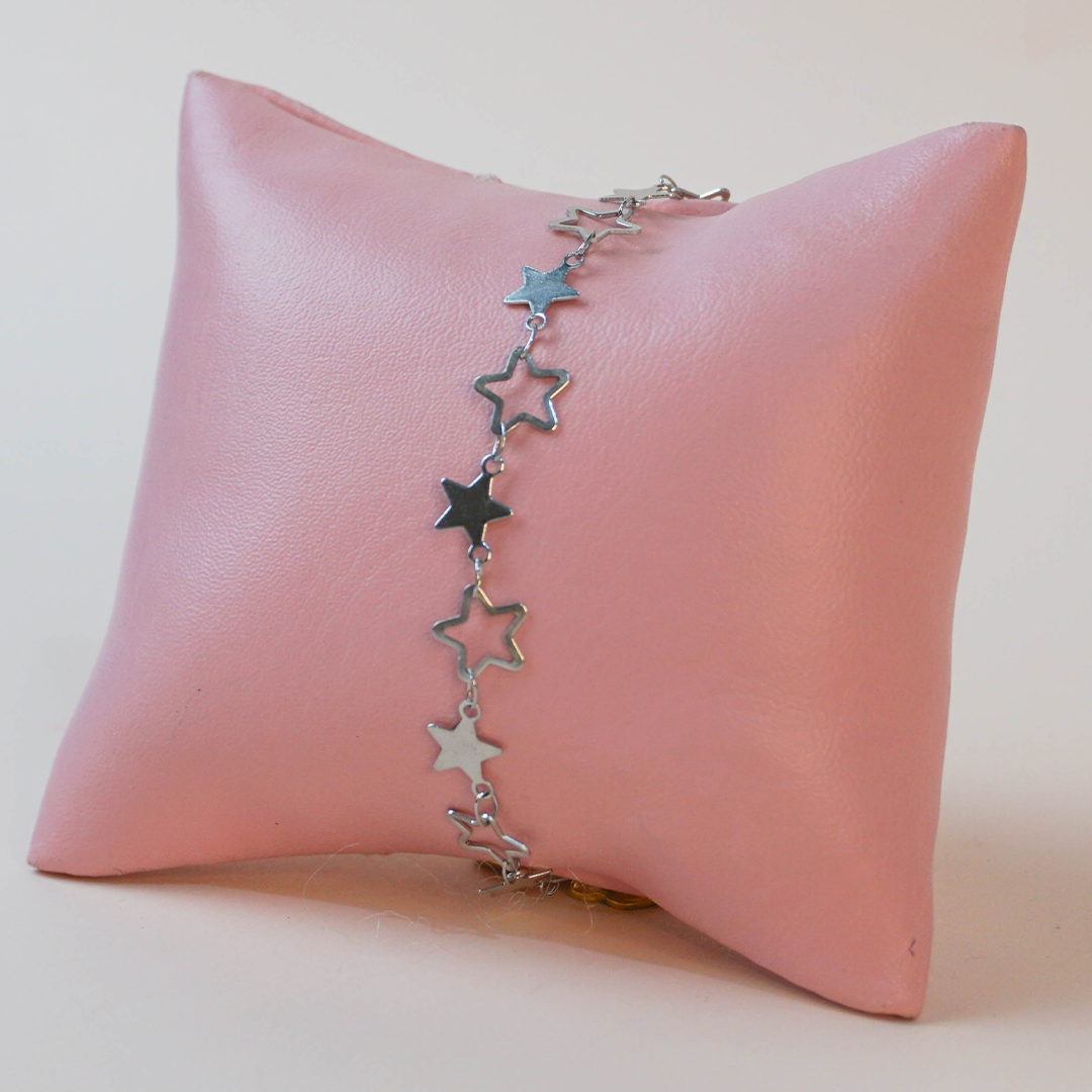 Pulsera estrellas plateada