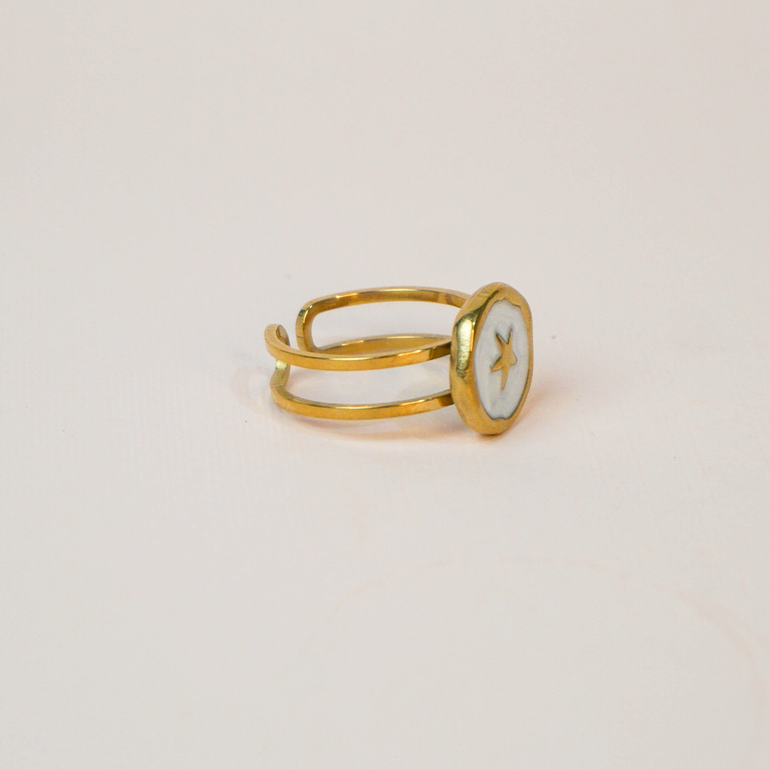 Anillo esmalte y estrella