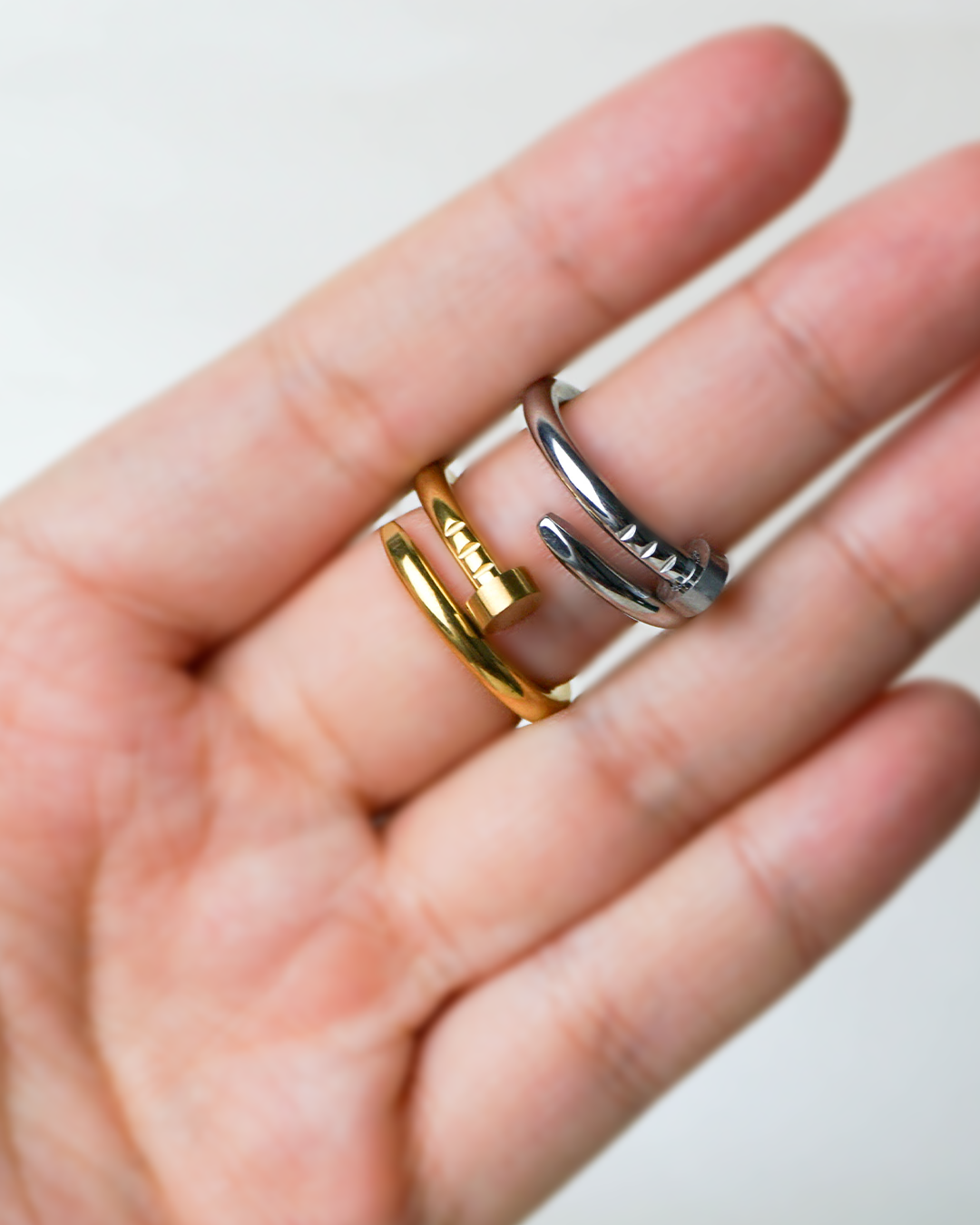 Anillo clavo