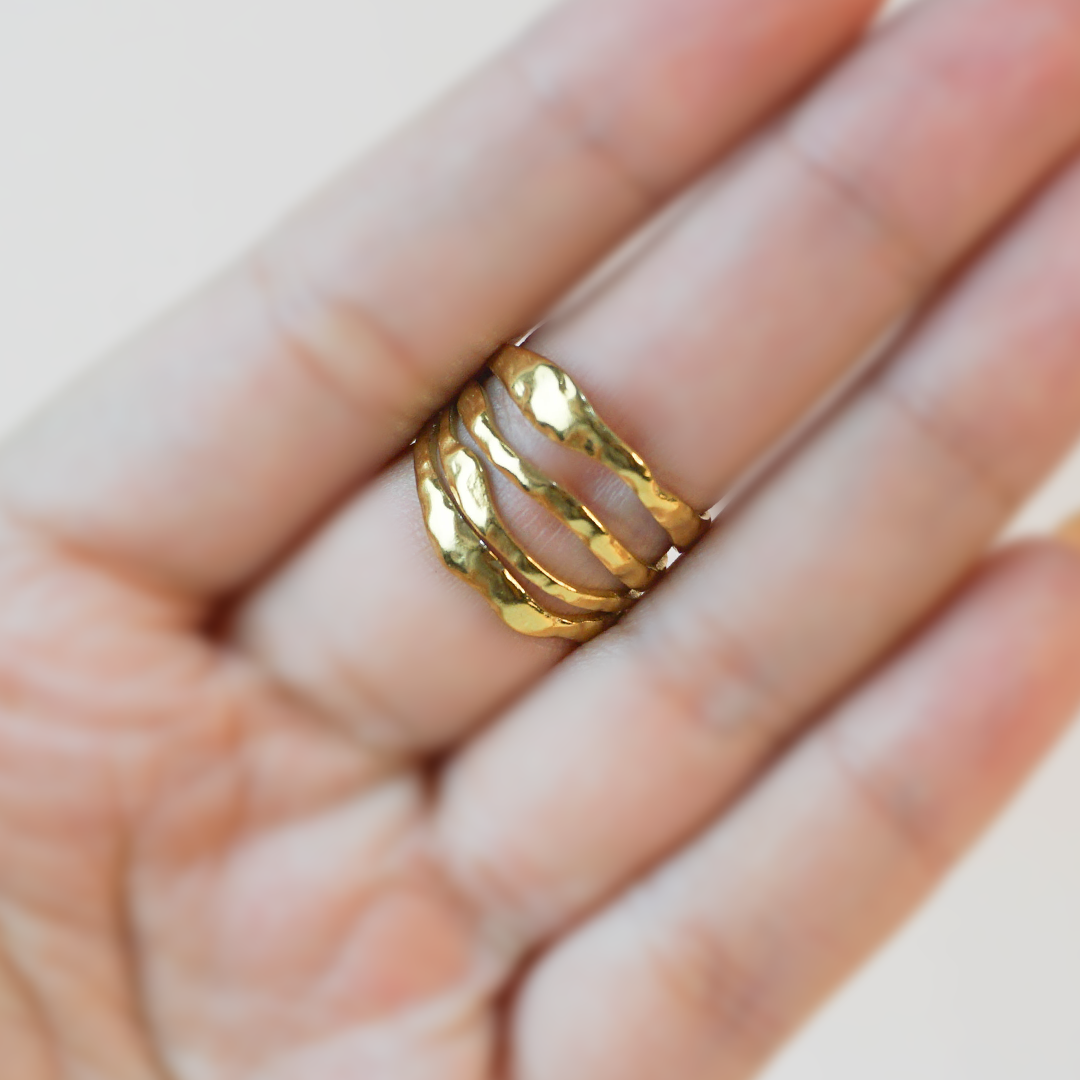 Anillo Grecia dorado