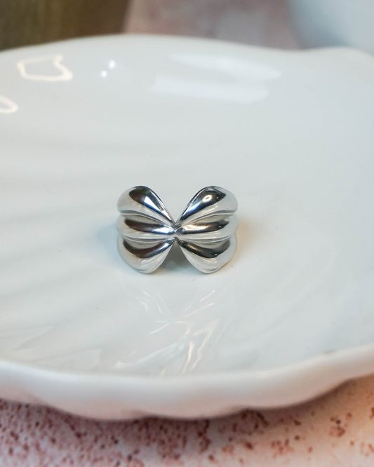 Anillo Adela