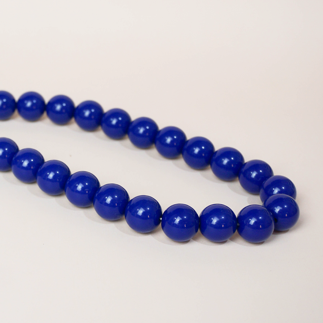 Collar bolas azul rey