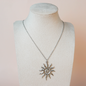 Collar Solar Plateado