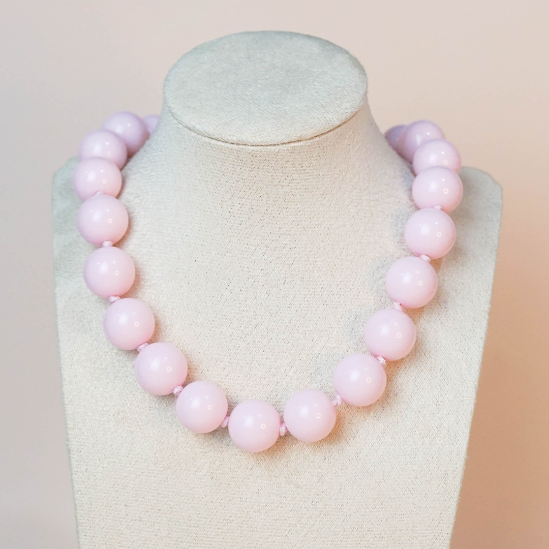 Collar bolas rosa pastel