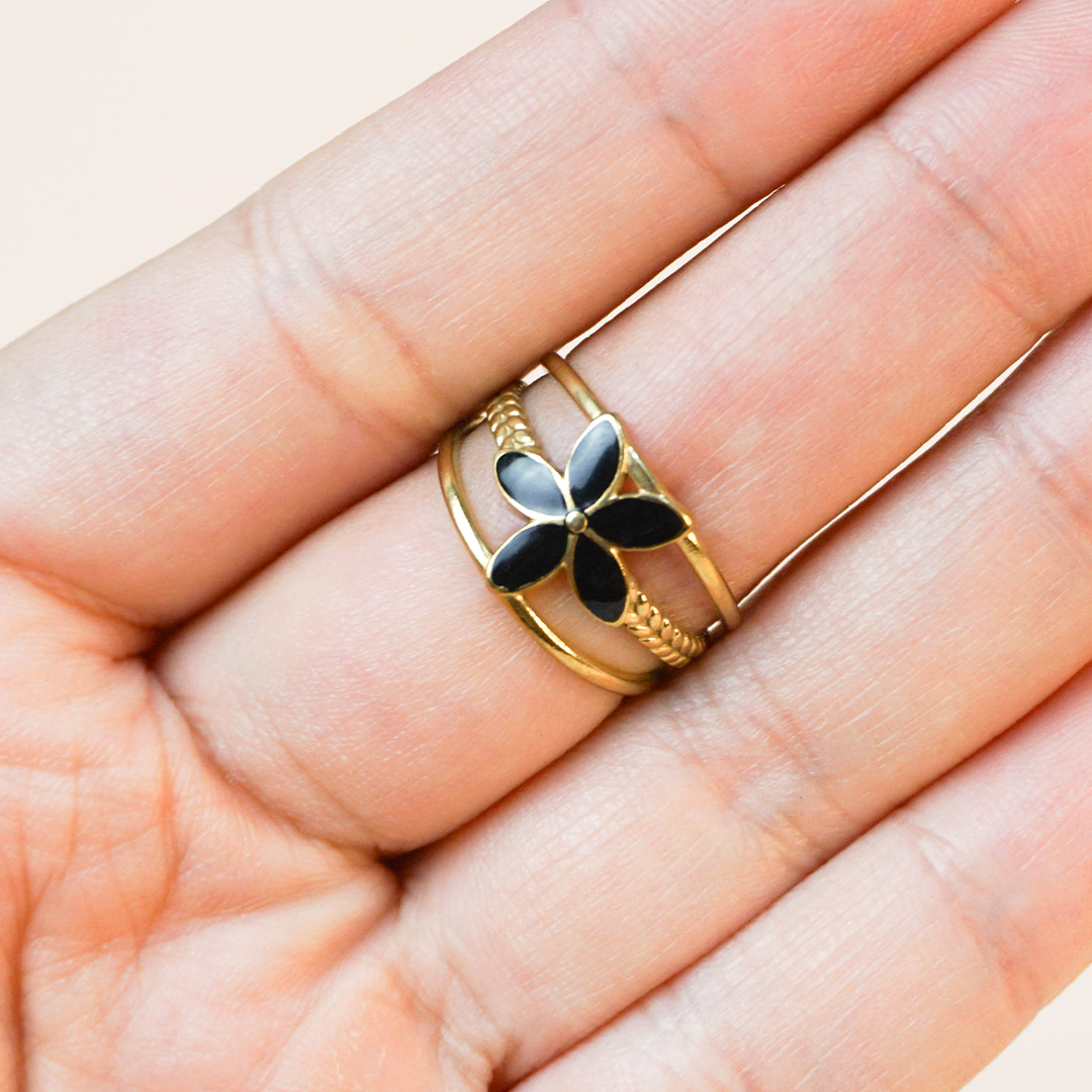 Anillo Andrea