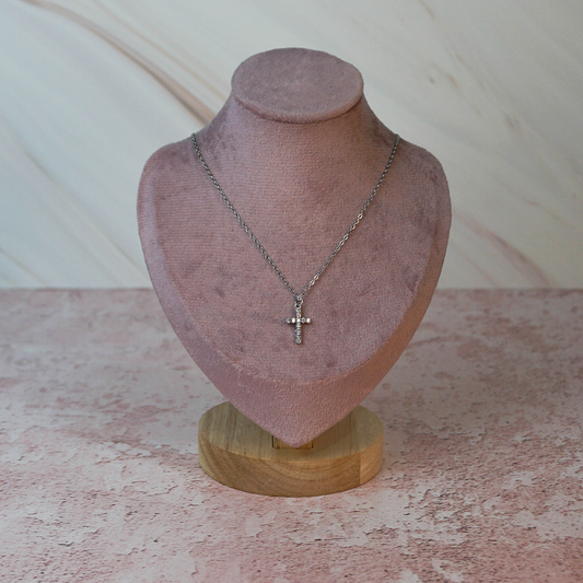Collar cruz plateado