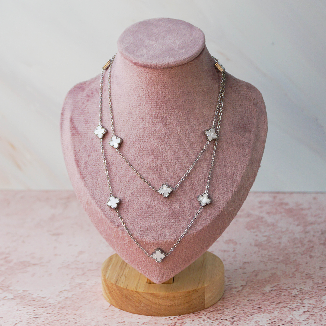 Collar mini Dafne plateado y blanco