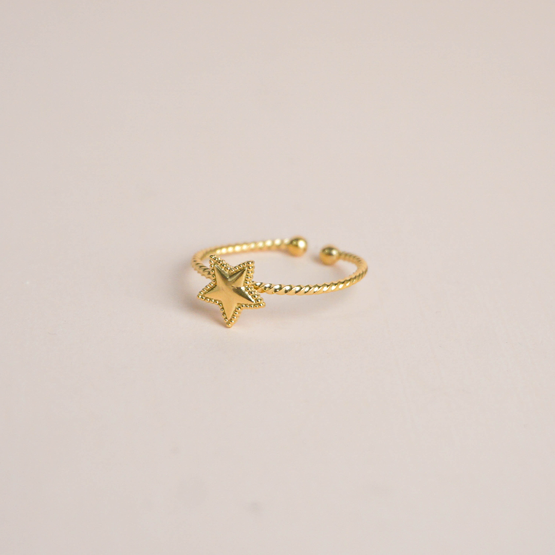 Anillo estrella dorada