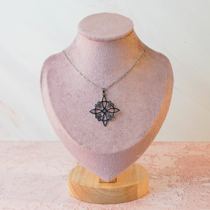 Collar Nudo de Bruja