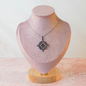 Collar Nudo de Bruja