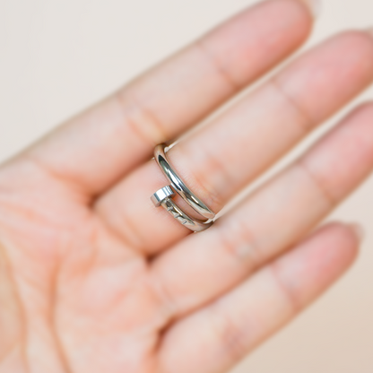 Anillo clavo plata