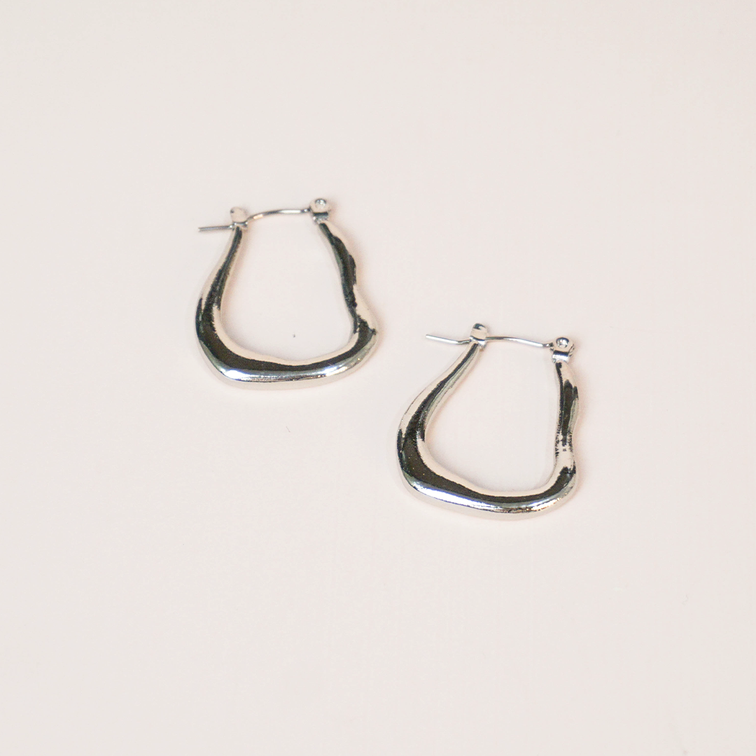 Aretes Monica