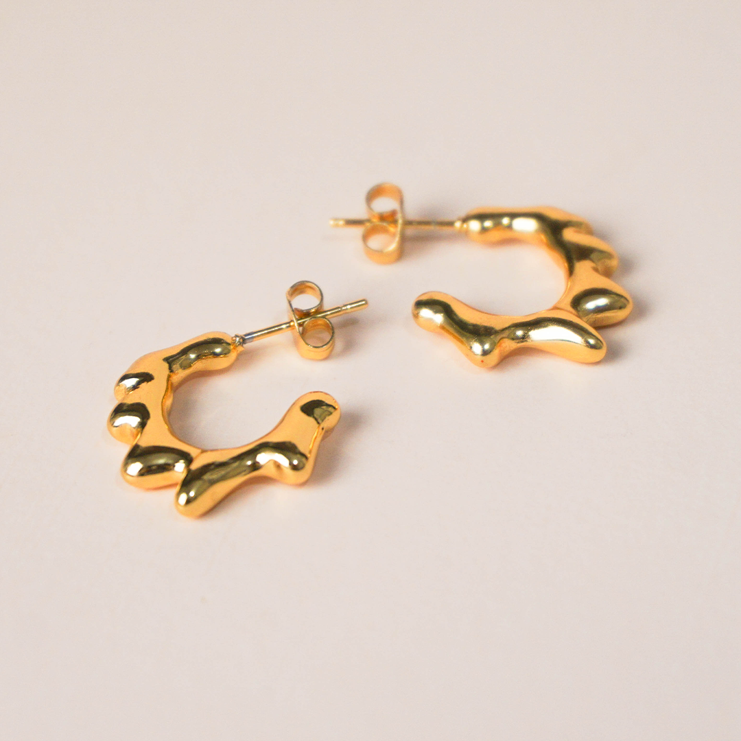 Aretes derretidos