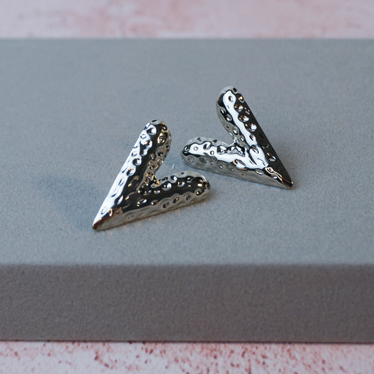 Aretes corazón largo