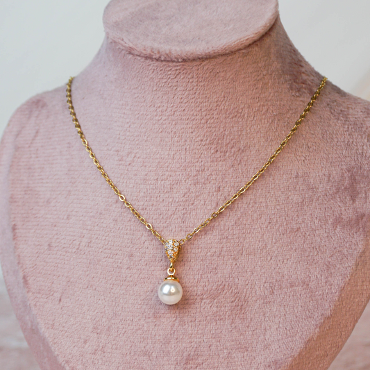 Collar perla y brillo