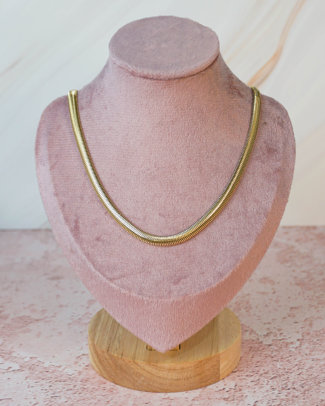 Collar chapa de oro