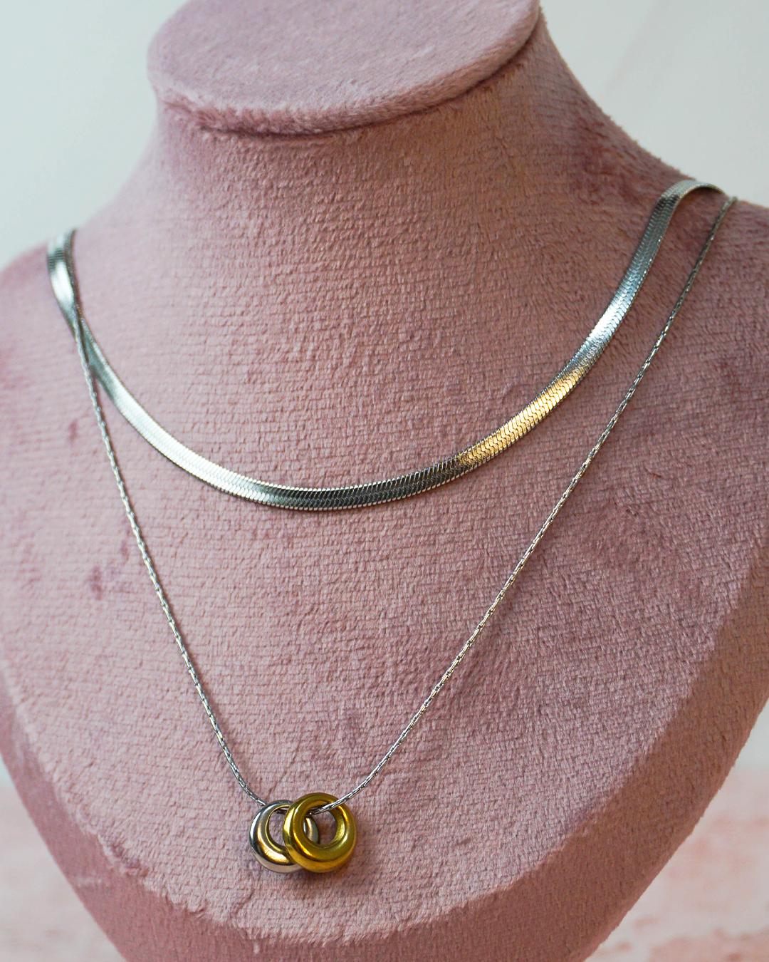 Collar Iris
