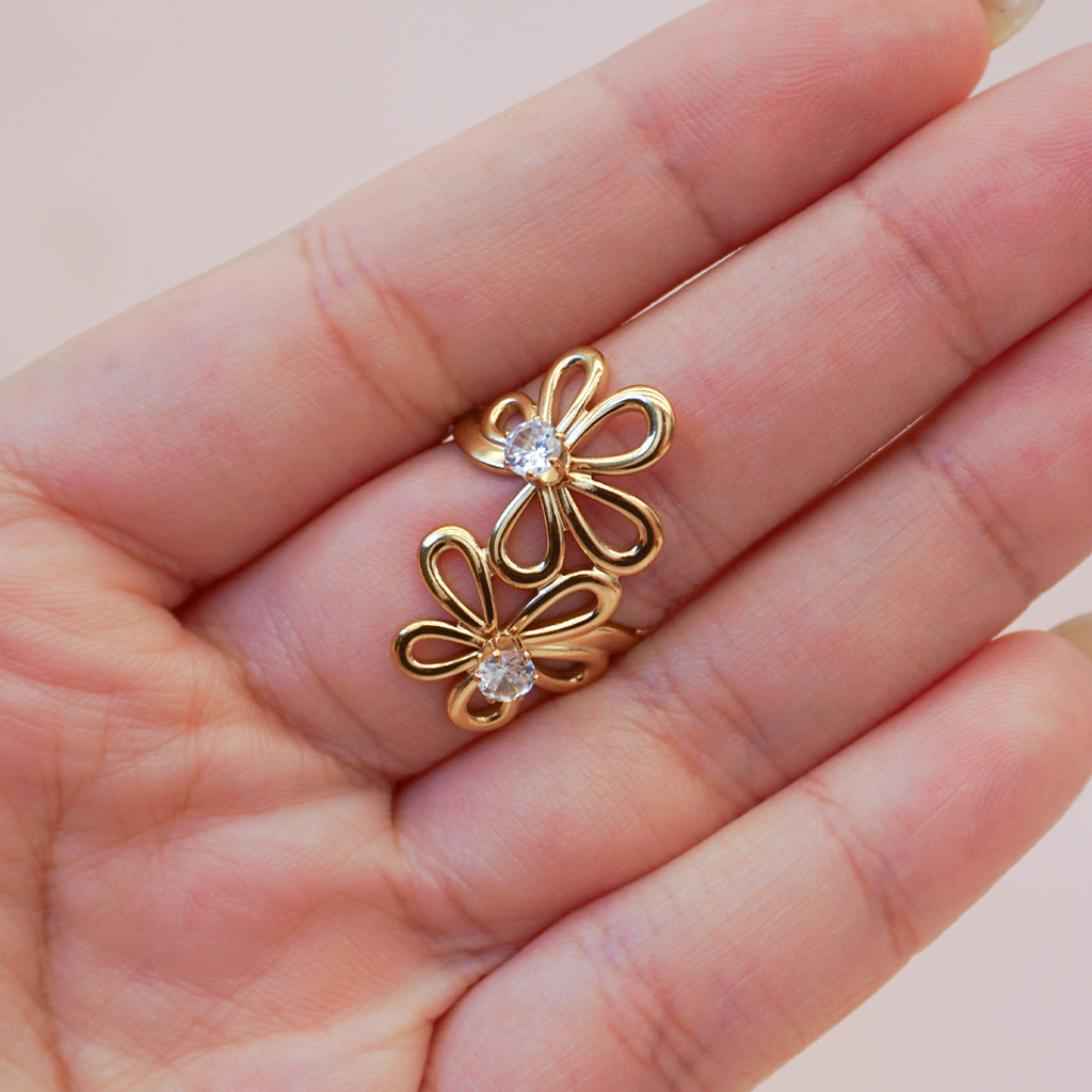 Anillo dos flores