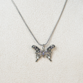 Collar mariposa Y2K