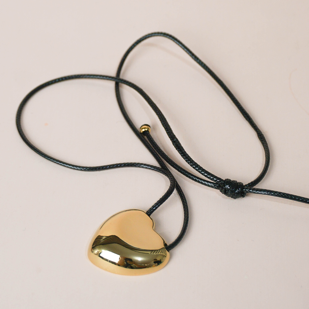 Collar cordón corazón