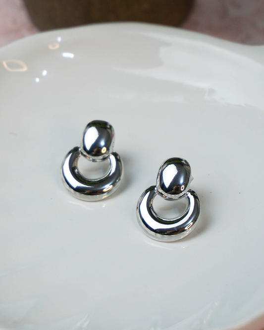 Aretes Abbie plateados