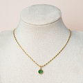 Collar green